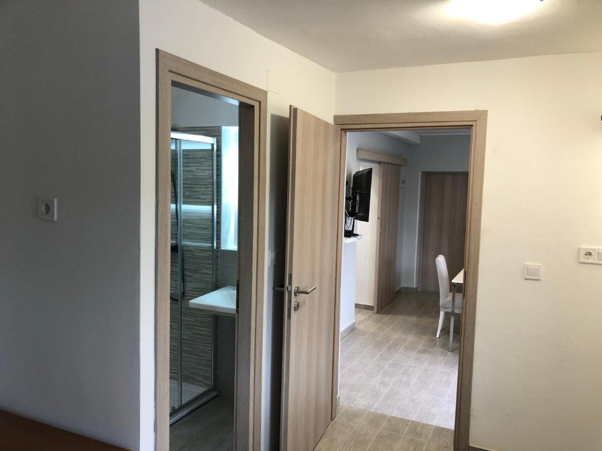 Garden Apartment Palit Екстер'єр фото